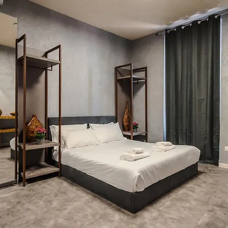 Termini Jacuzzi דירה רומא